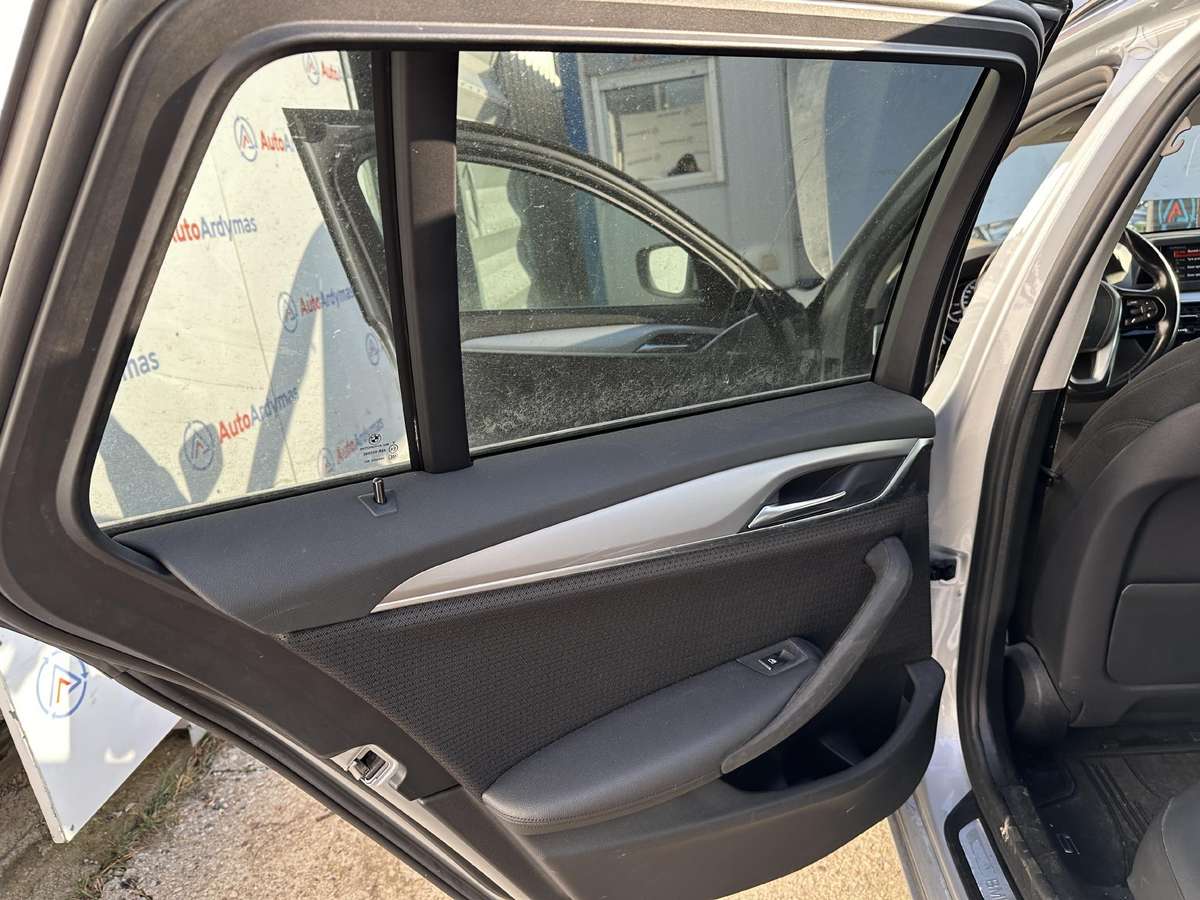 BMW 530 kėbulo dalys