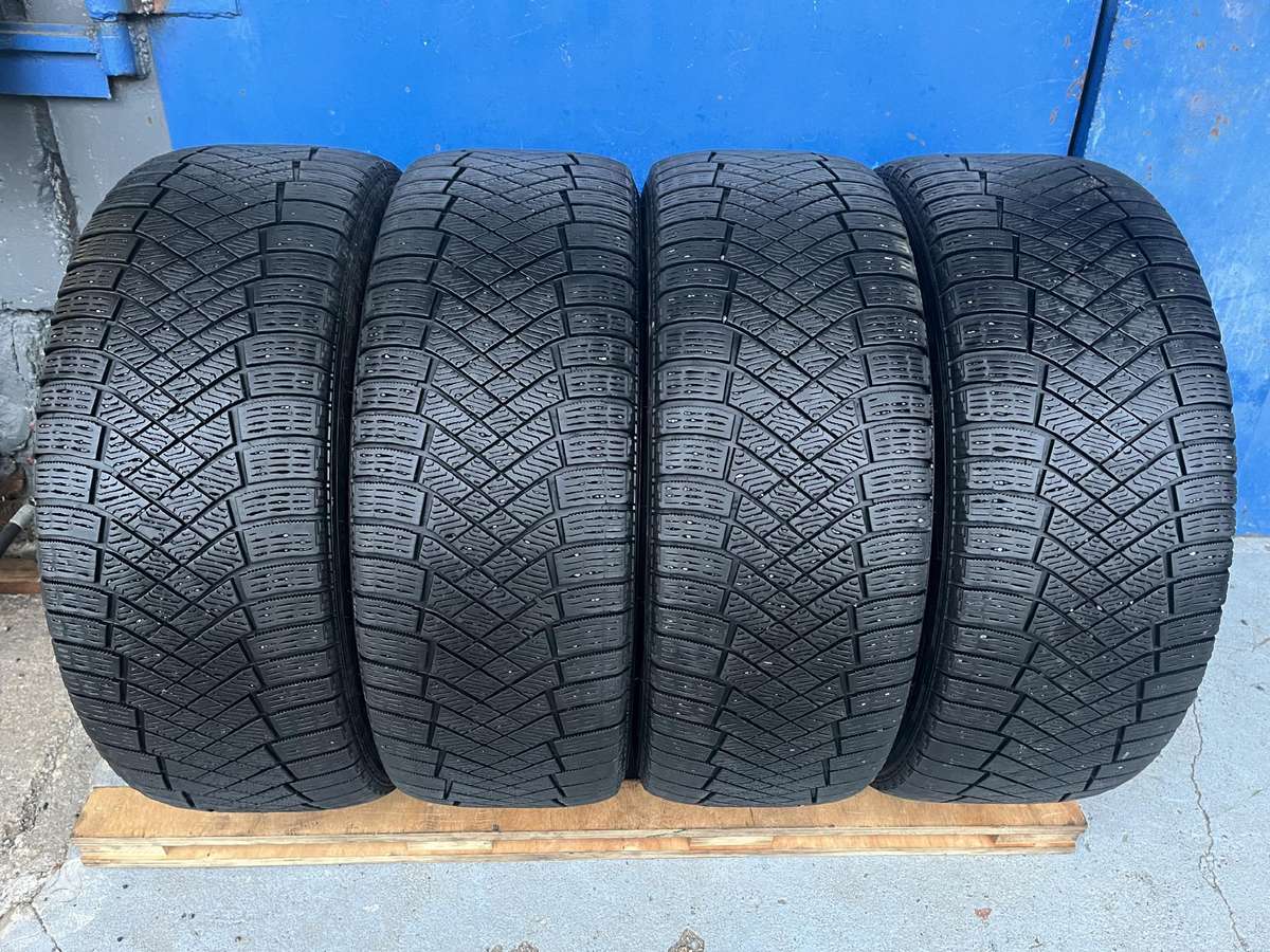 Pirelli Ice zero, winter 255/55 R19