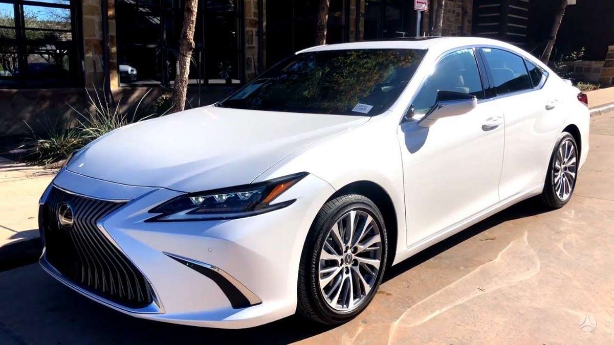 Lexus ES 300h Varilkio nėra