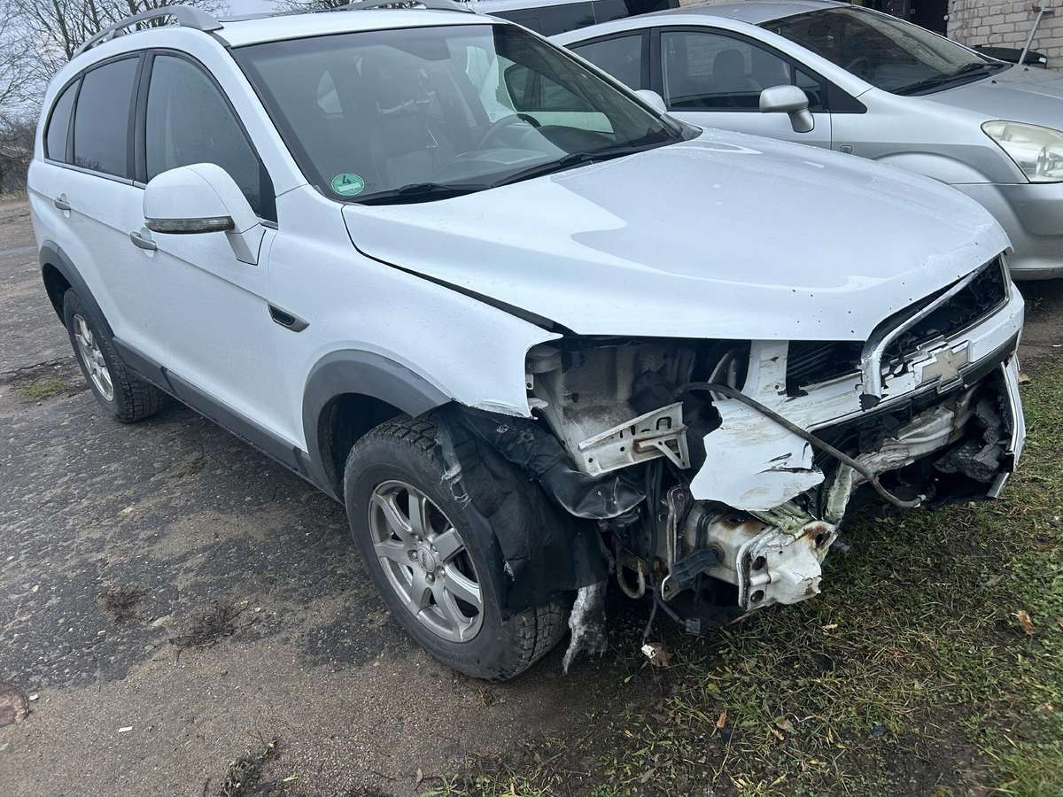 Chevrolet Captiva Dalis pristatome