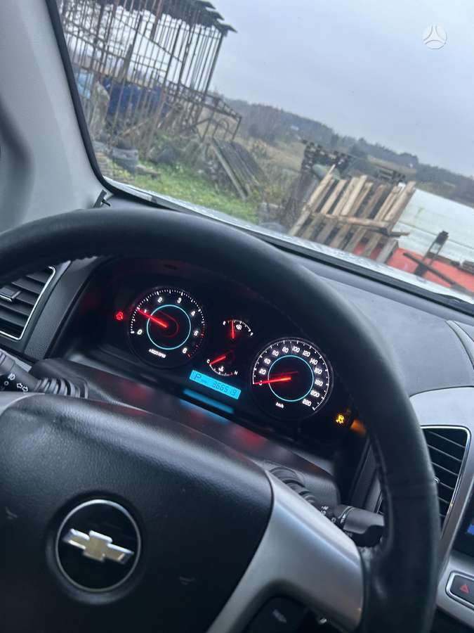 Chevrolet Captiva Dalis pristatome