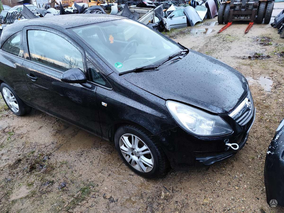 Opel Corsa по частям