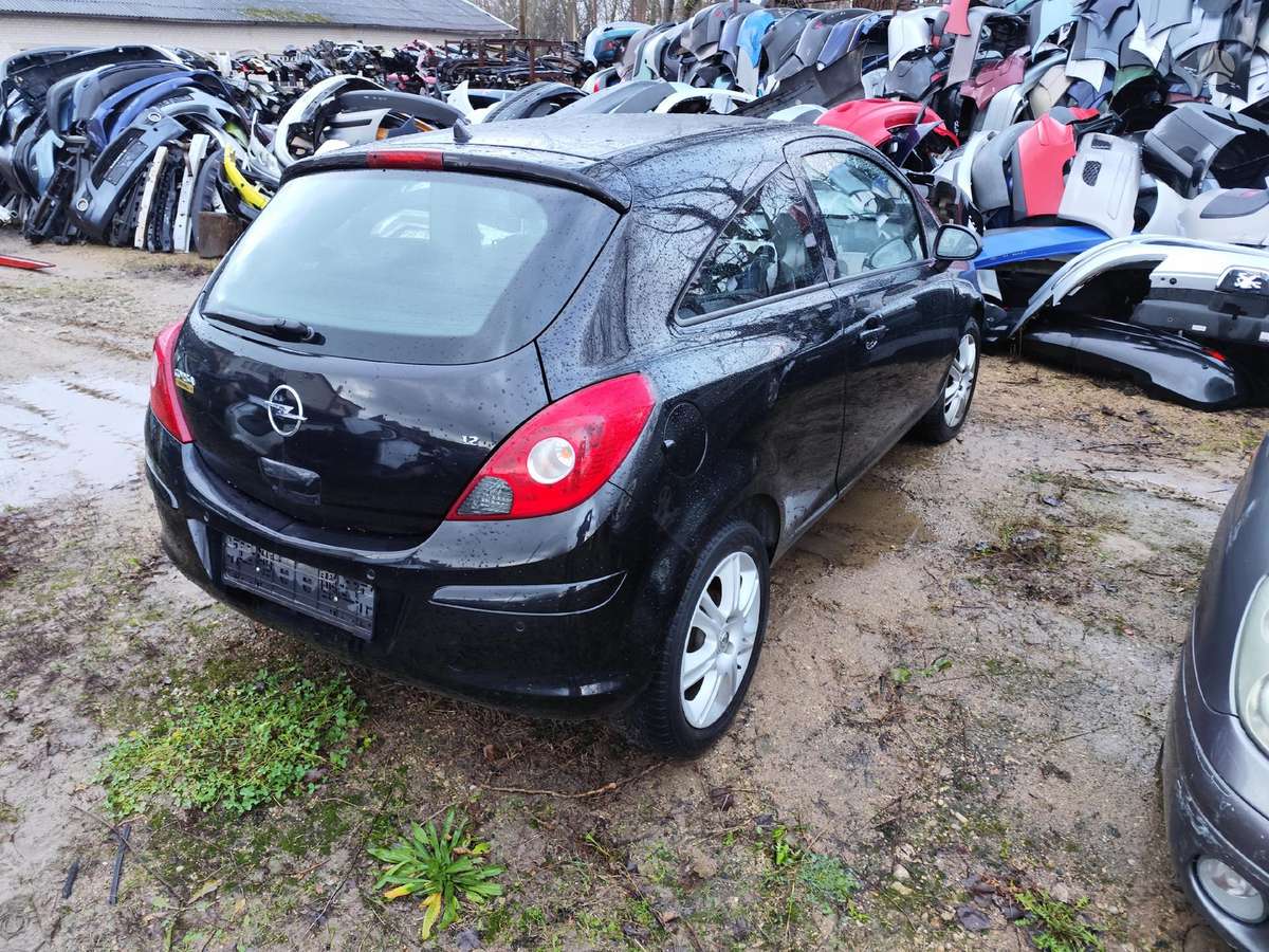 Opel Corsa for parts