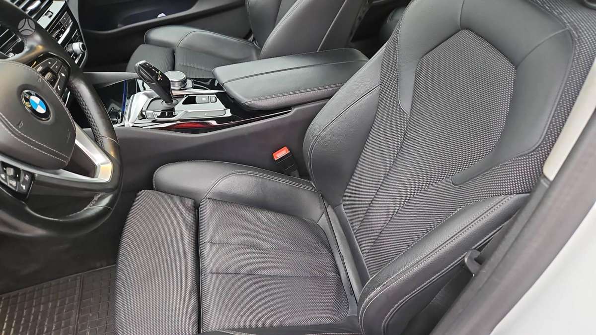 BMW 525, 2.0 l., Седан