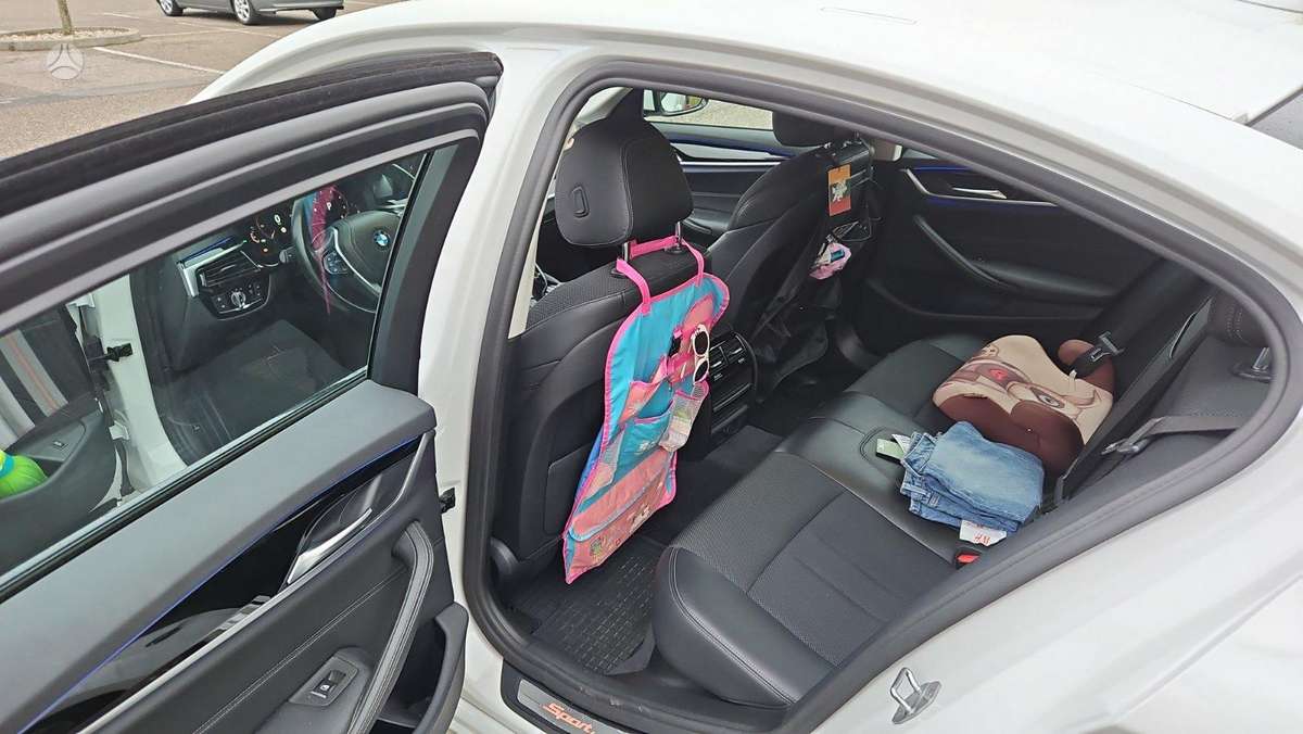 BMW 525, 2.0 l., Седан