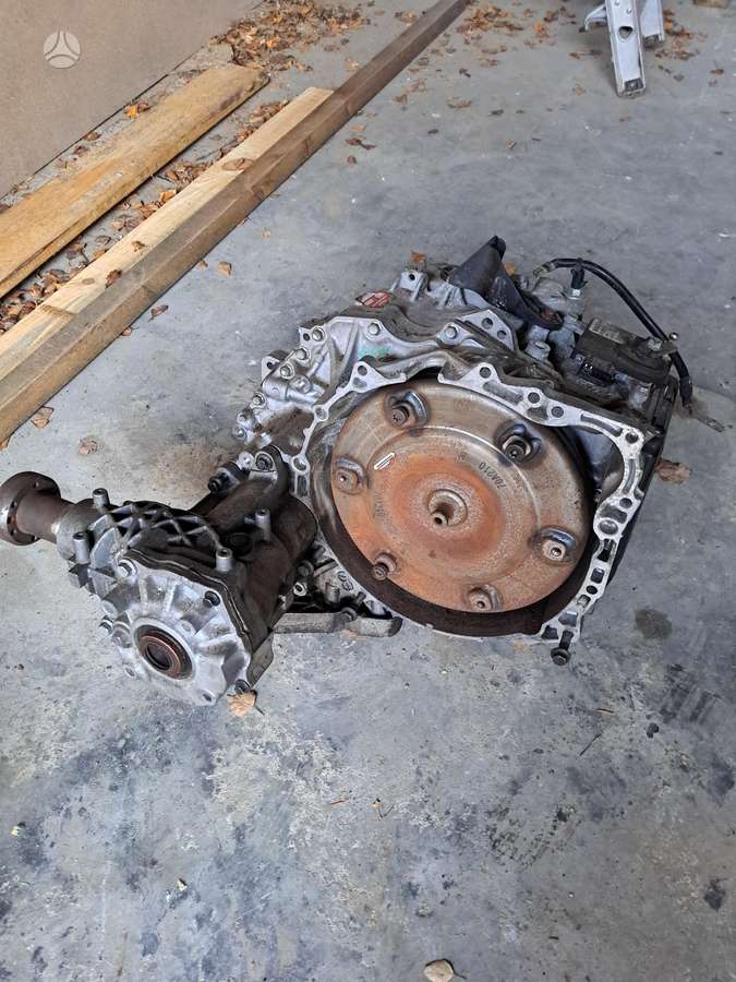 Volvo XC70 pavarų dėžė