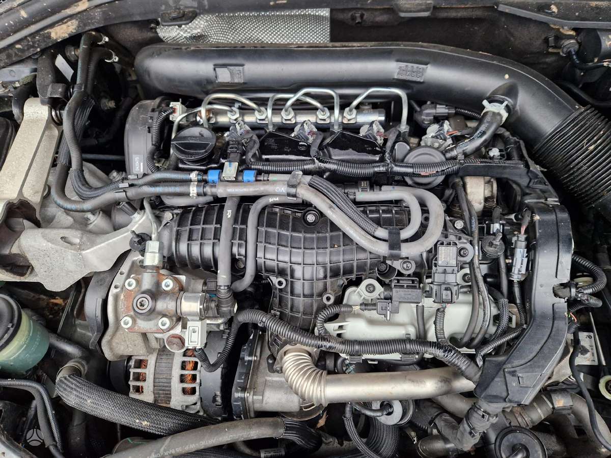 Volvo XC60 dalimis