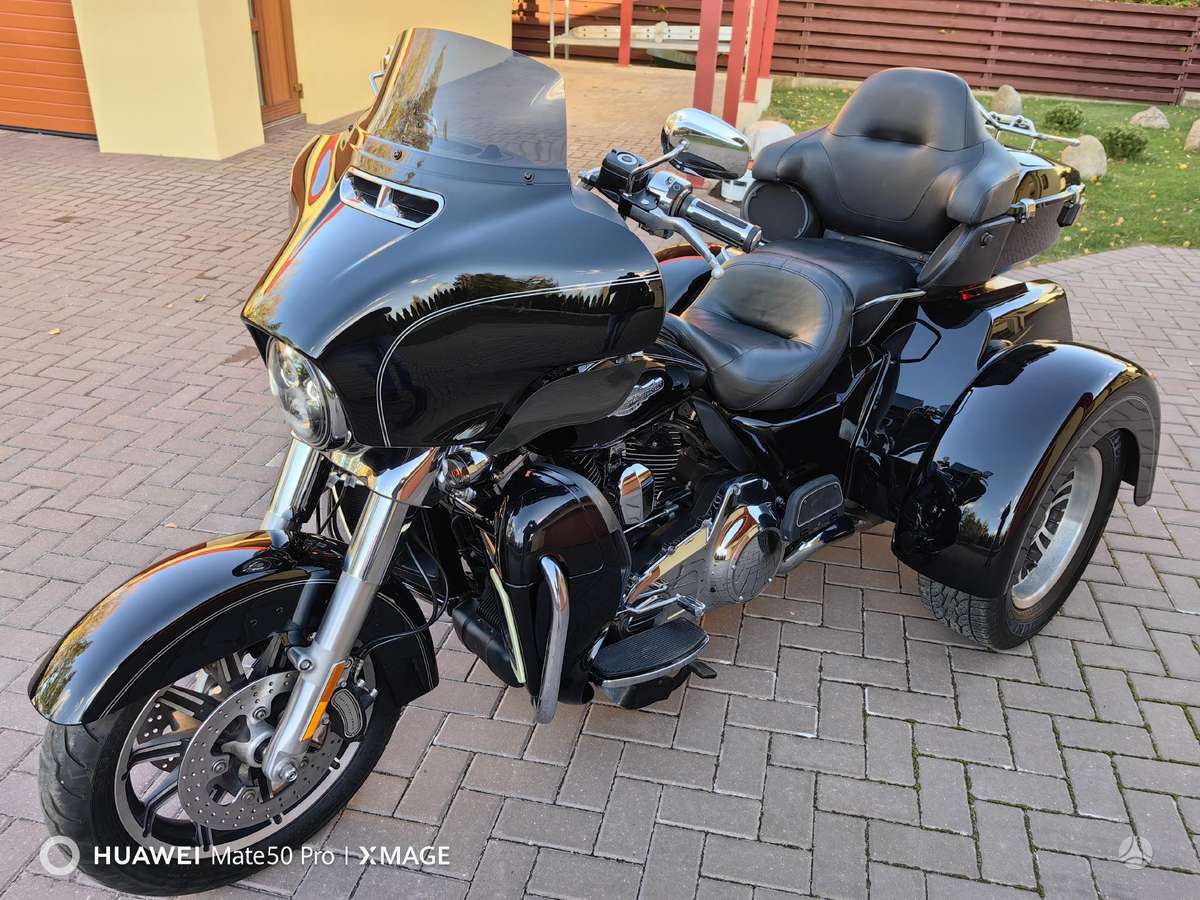 Harley-Davidson Tri Glide Ultra Classic 1688cc, trikes