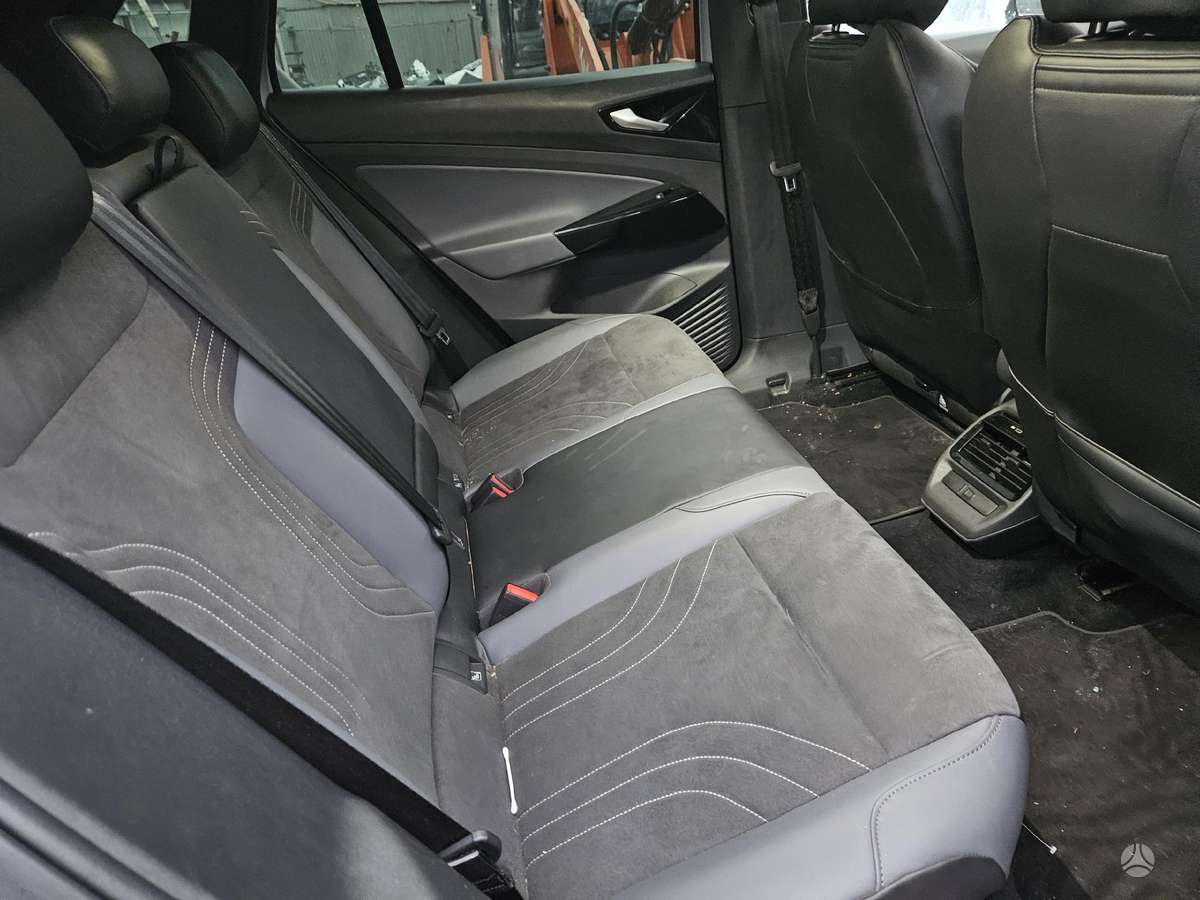 Volkswagen ID.4 Rida 9400