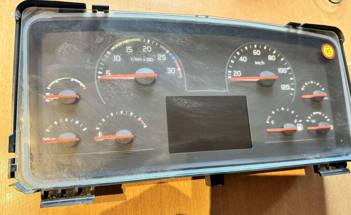 Volvo FL240 , 21876759-P01, trucks