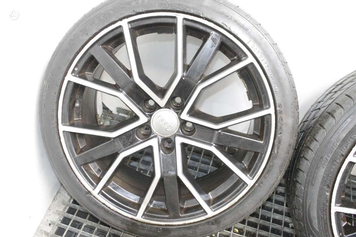 Audi, light alloy, R18