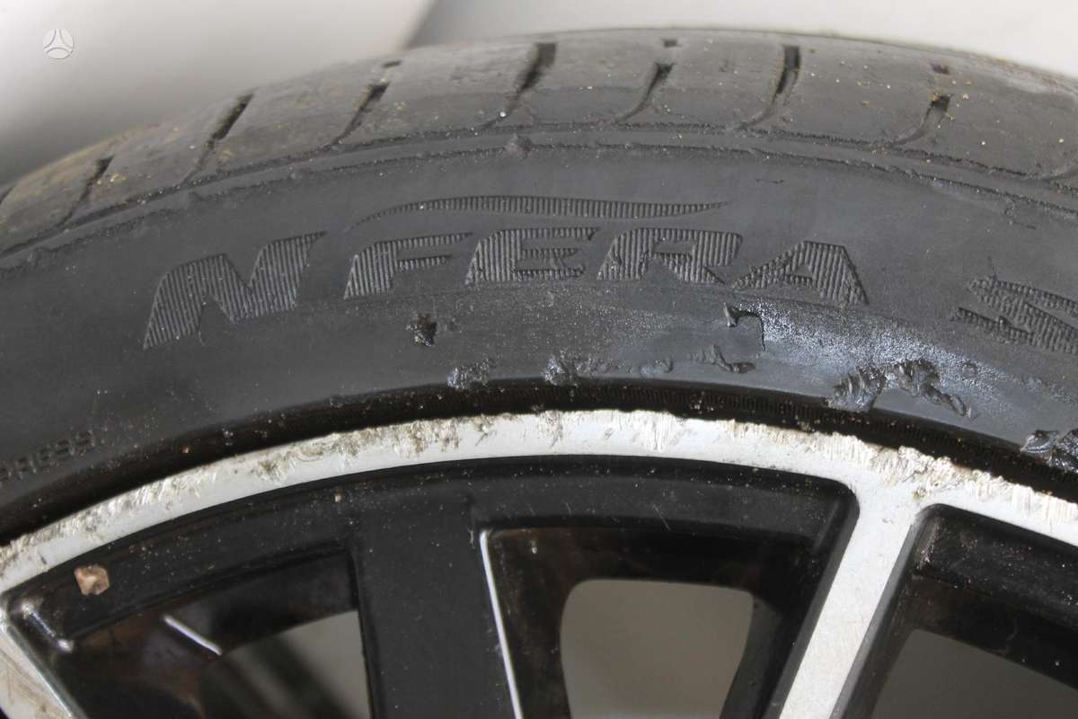 Audi, lengvojo lydinio, R18