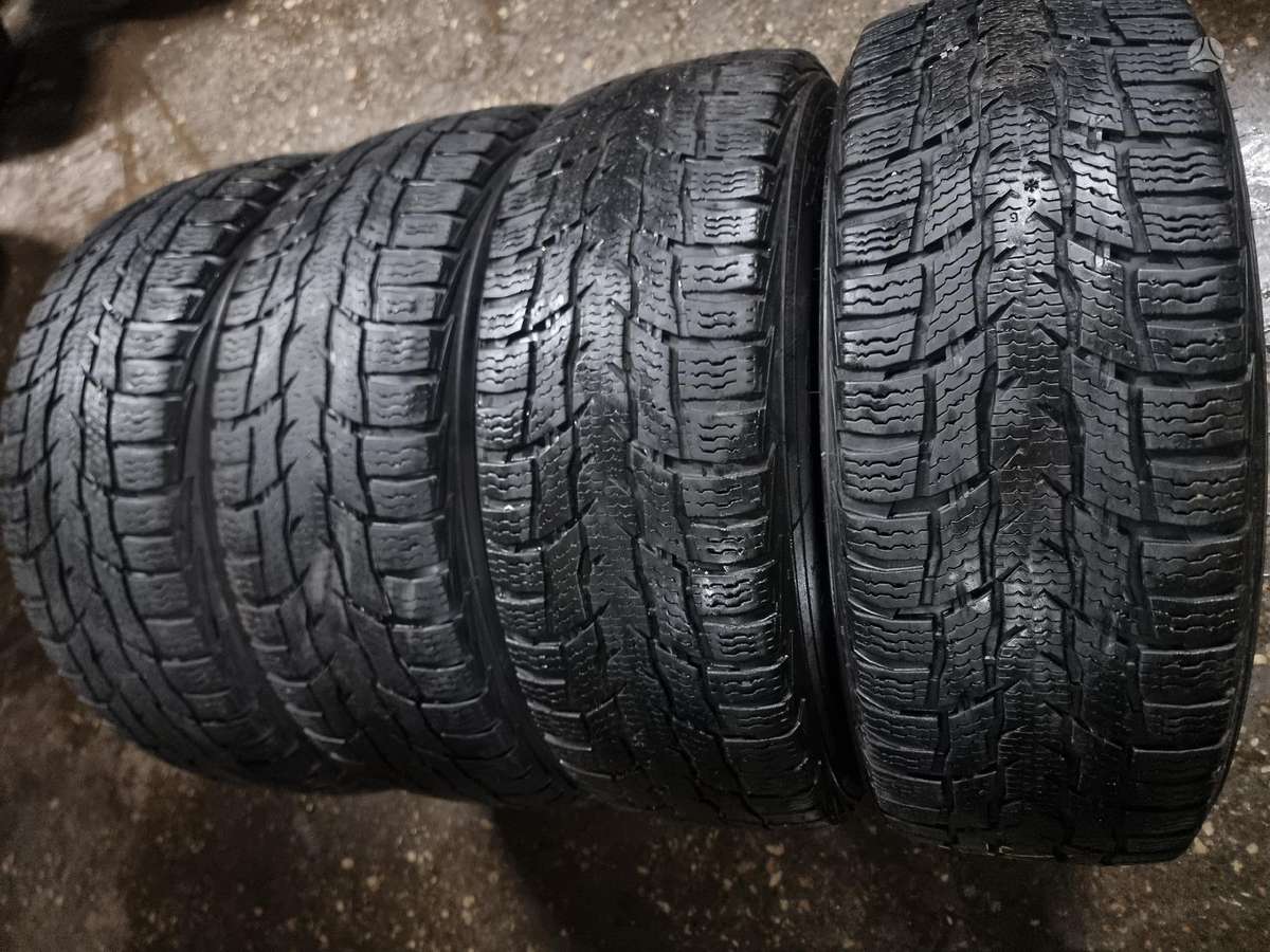 Nokian, universalios 215/65 R16