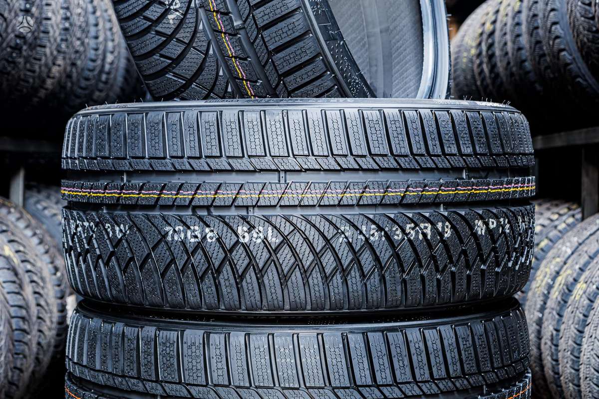 Kumho Wintercraft WP72, winter 275/30 R19