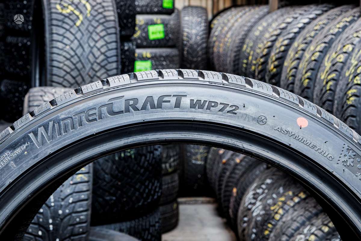 Kumho Wintercraft WP72, winter 275/30 R19