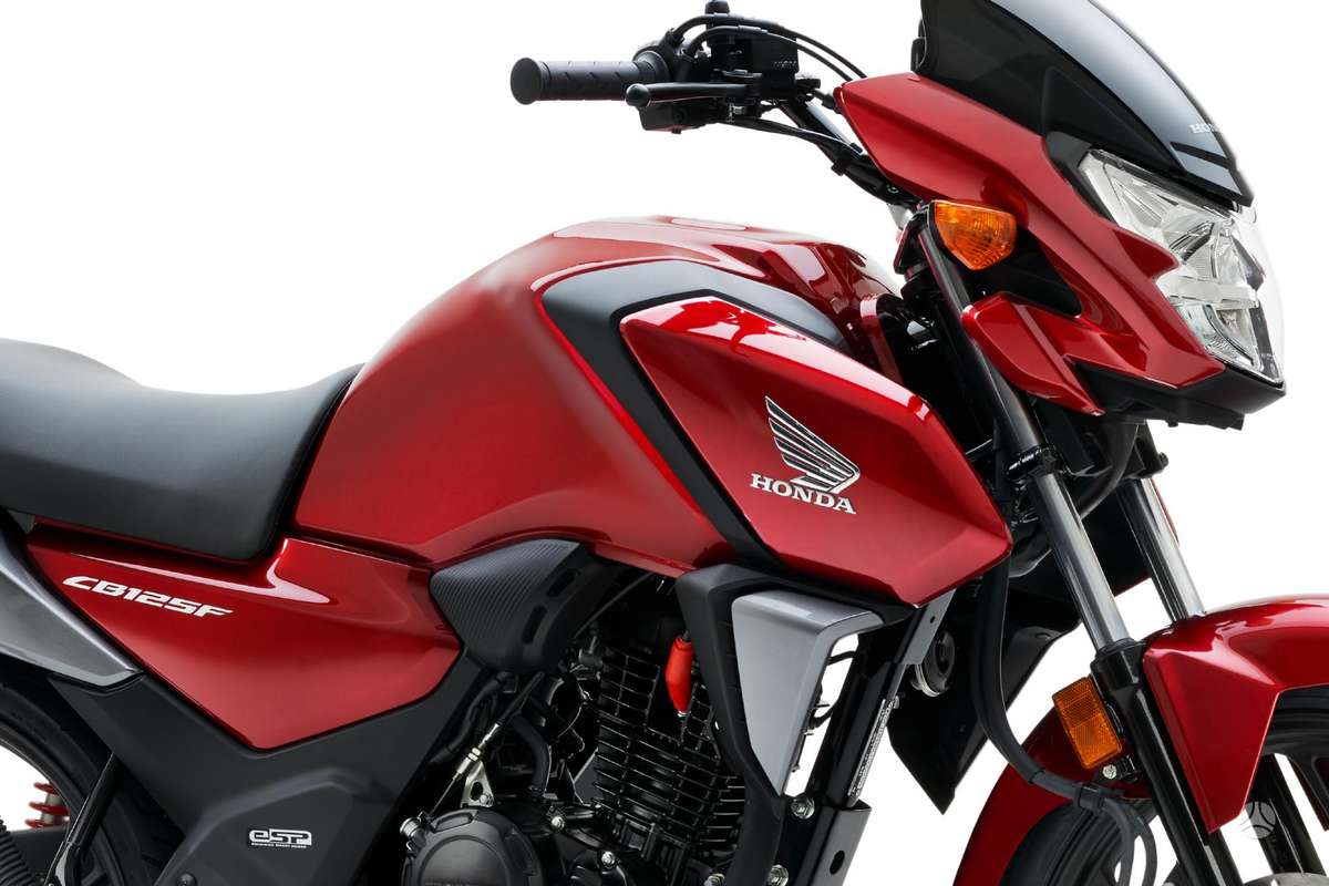 Honda CB 125cc, street / classic