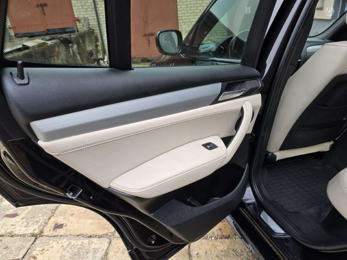BMW X3, 3.0 l., off-road / crossover