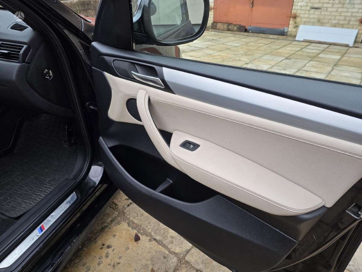 BMW X3, 3.0 l., off-road / crossover