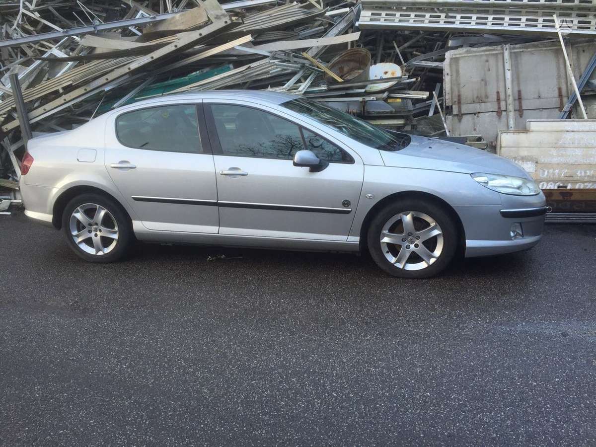Peugeot 407 по частям