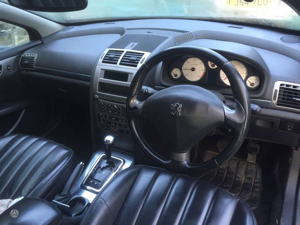 Peugeot 407 dalimis