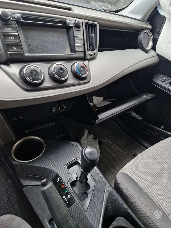 Toyota RAV4 rezerves daļās