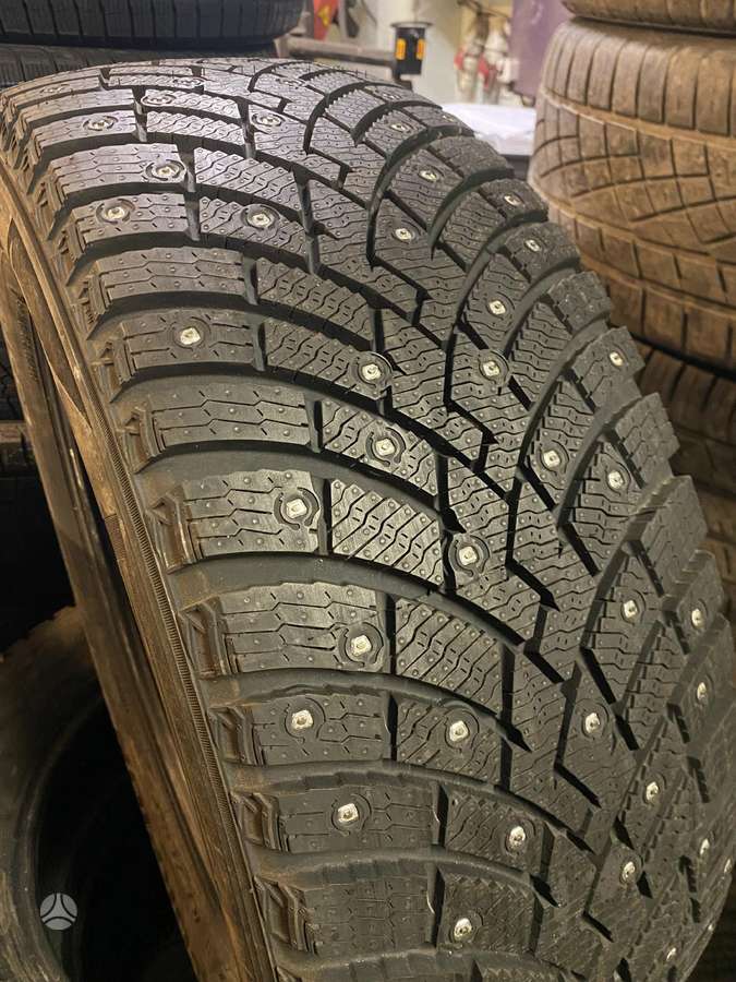 Pirelli Ice Zero 2, winter 235/60 R18