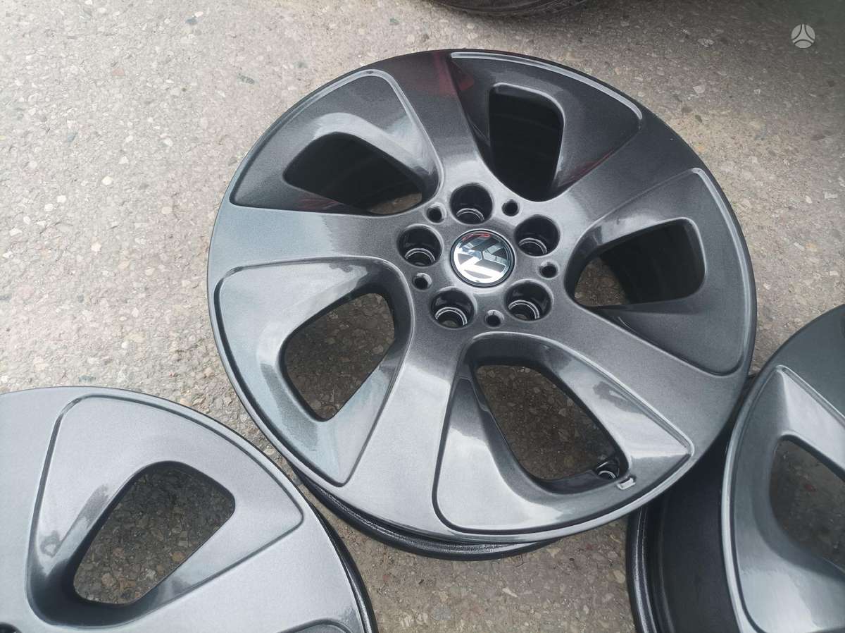 Volkswagen, light alloy, R17