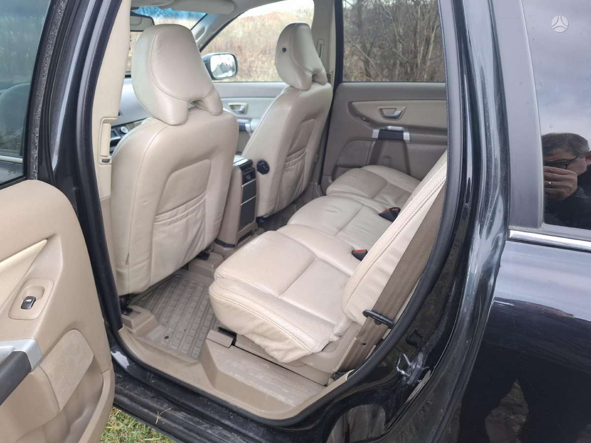 Volvo XC90 - 5