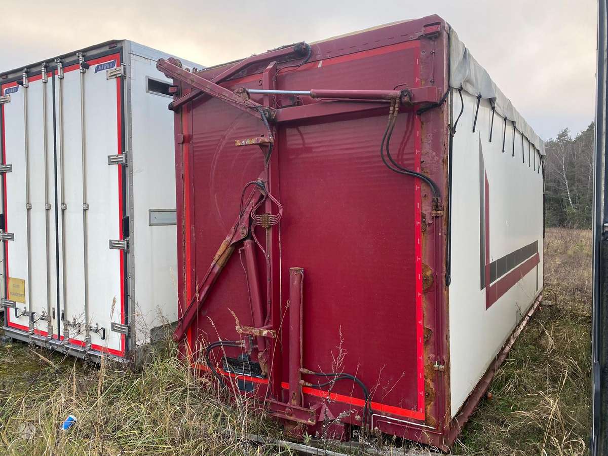 Volvo Skiedrovėžio būda, trucks