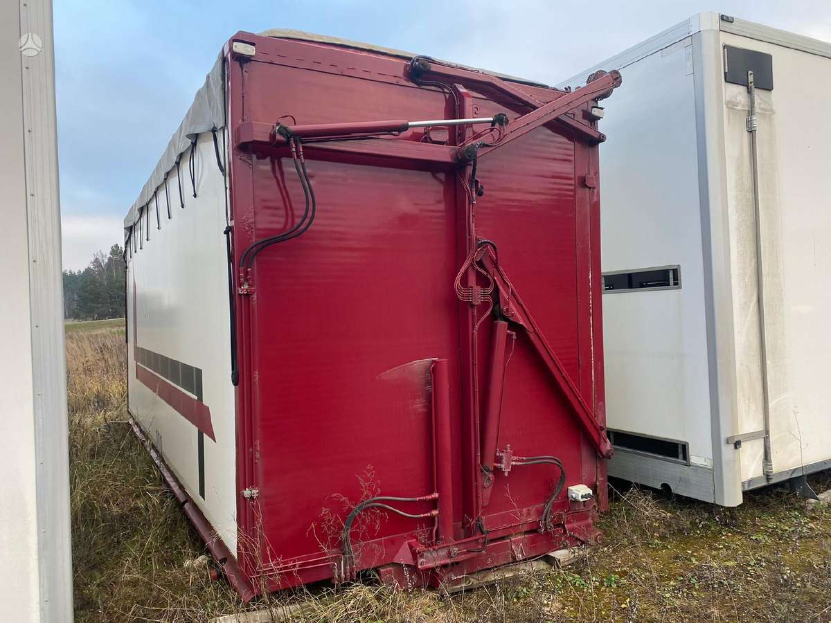 Volvo Skiedrovėžio būda, trucks