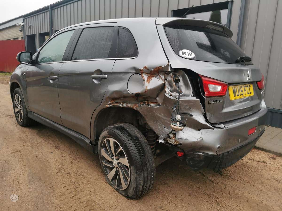 Mitsubishi ASX по частям