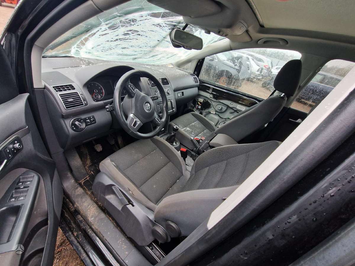 Volkswagen Touran dalimis