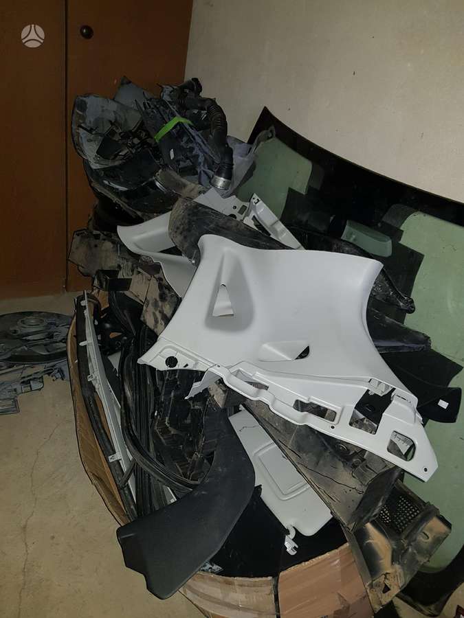Renault Clio body parts