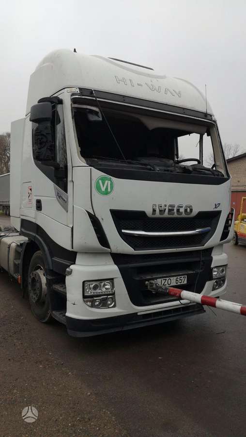 Iveco Xp, vilcējs