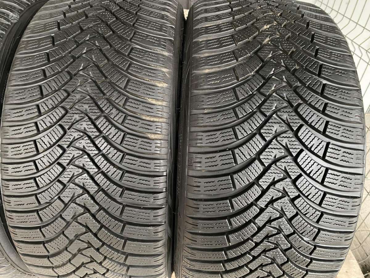 Falken Eurowinter hs01, žieminės 235/35 R19