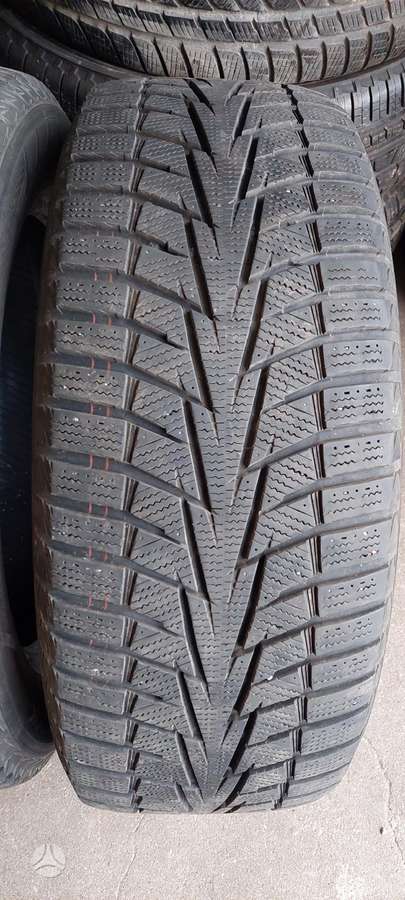 Hankook, žieminės 235/55 R18