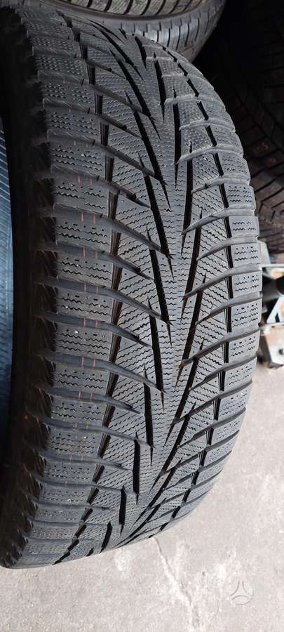Hankook, winter 235/55 R18