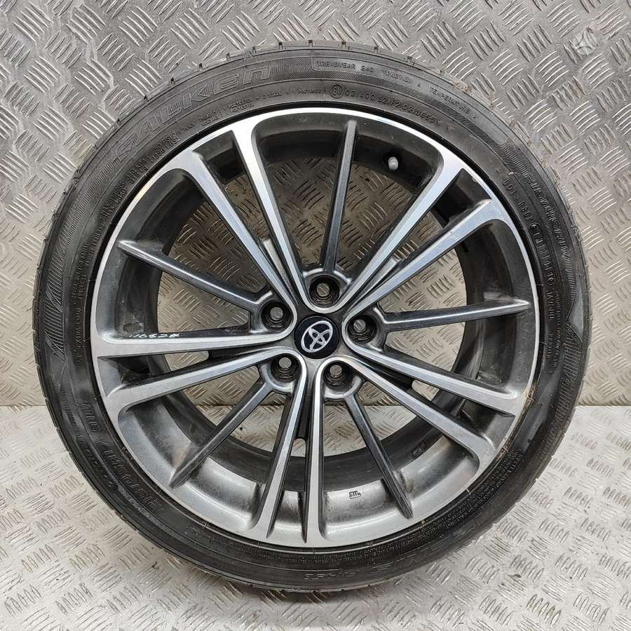 Toyota GT86, light alloy, R17