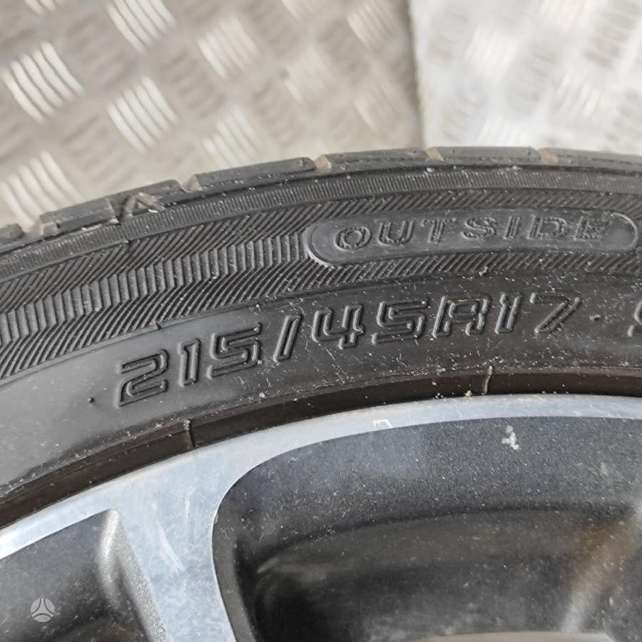 Toyota GT86, light alloy, R17