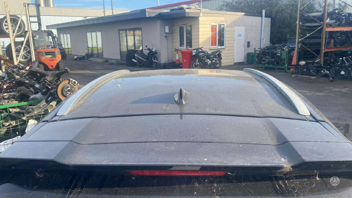 Lexus UX 250h rezerves daļās