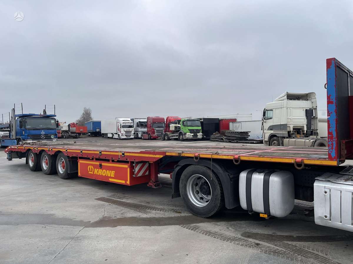 Krone MEGA, flatbed