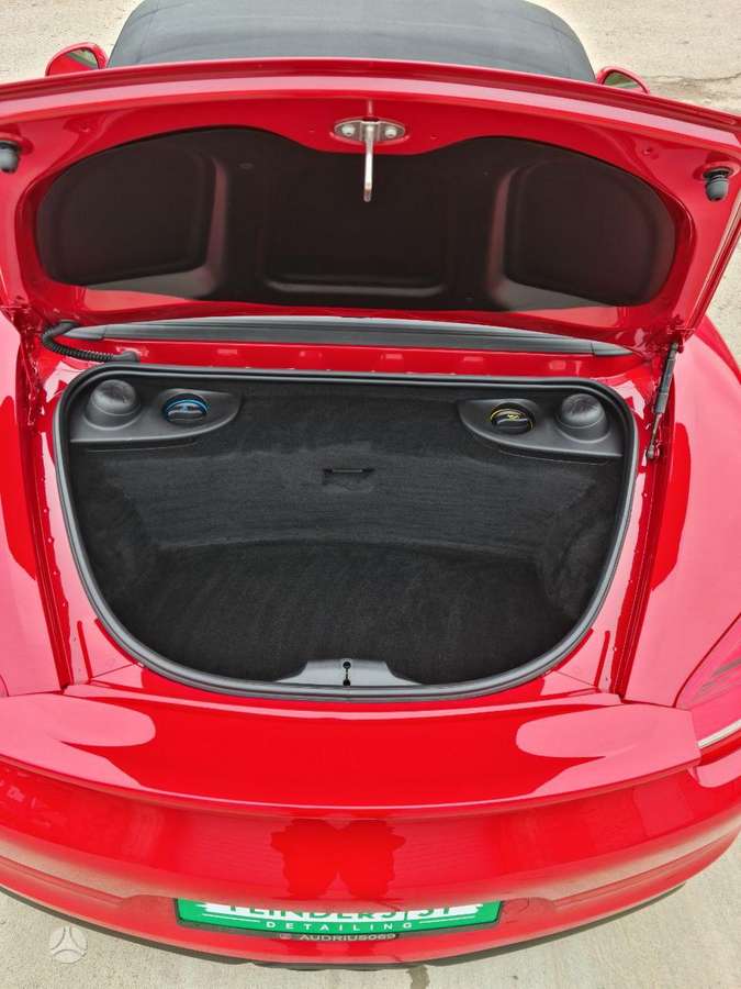 Porsche Boxster - 7