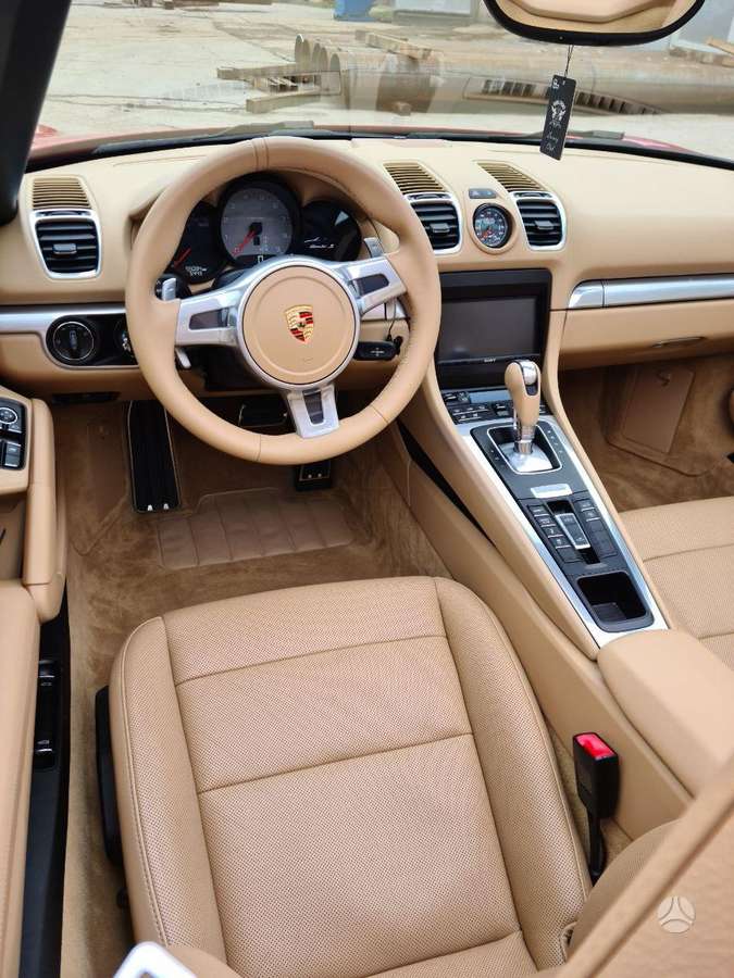 Porsche Boxster - 12