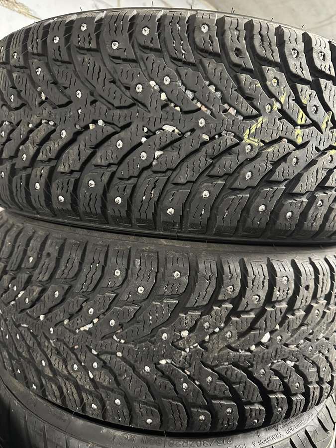 Nokian, зимние 215/60 R16