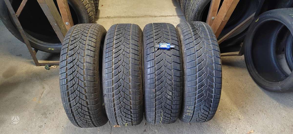 Goodyear Ultra Grip  Performance + SUV, winter 265/60 R18