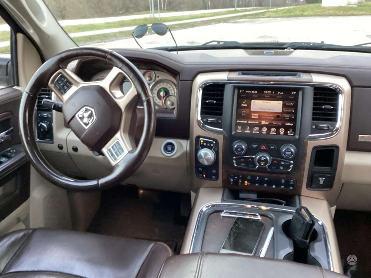Dodge Ram, 3.0 l., off-road / crossover