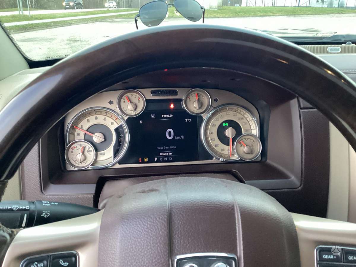 Dodge Ram, 3.0 l., off-road / crossover