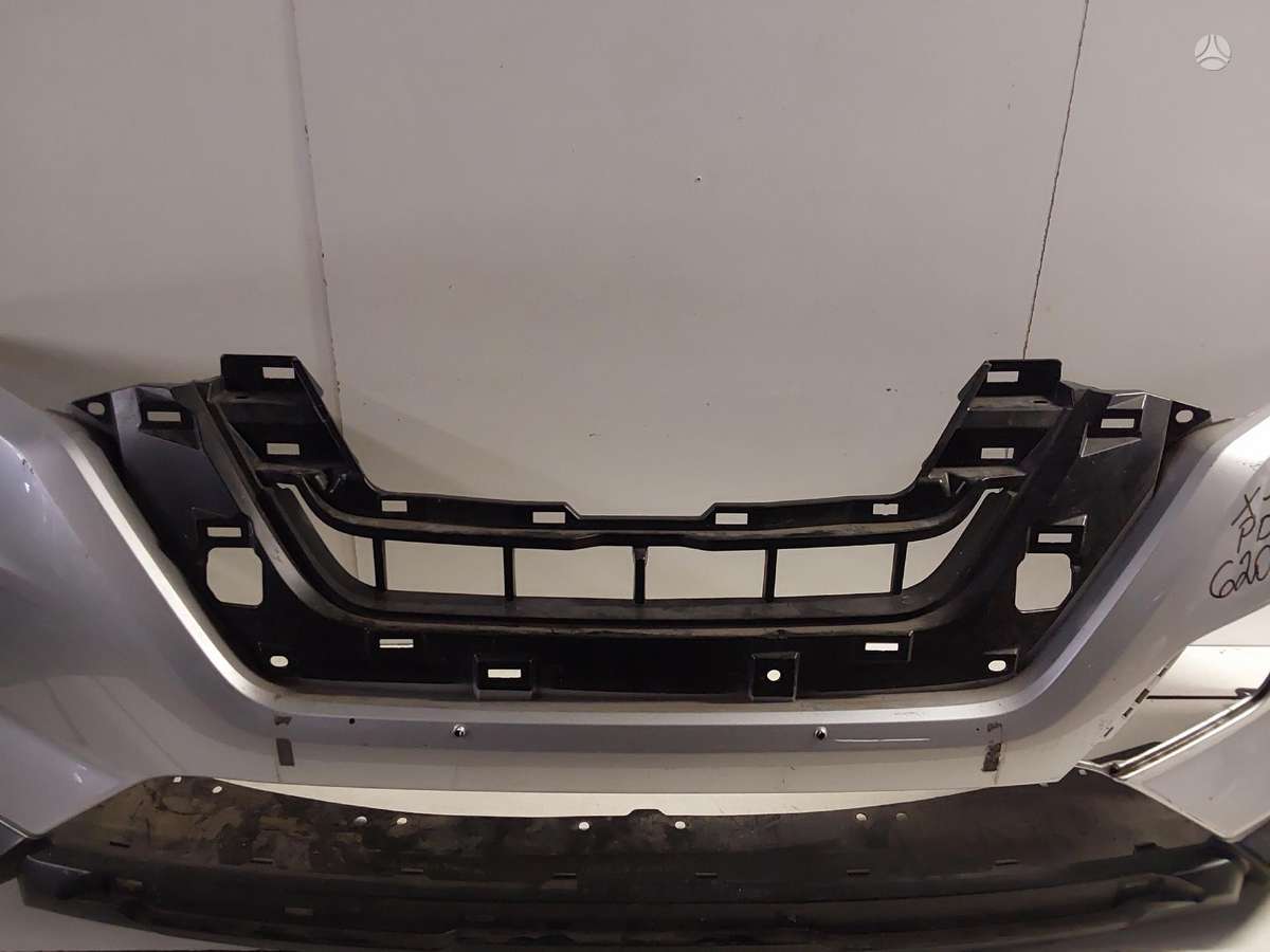 Nissan X-Trail по частям