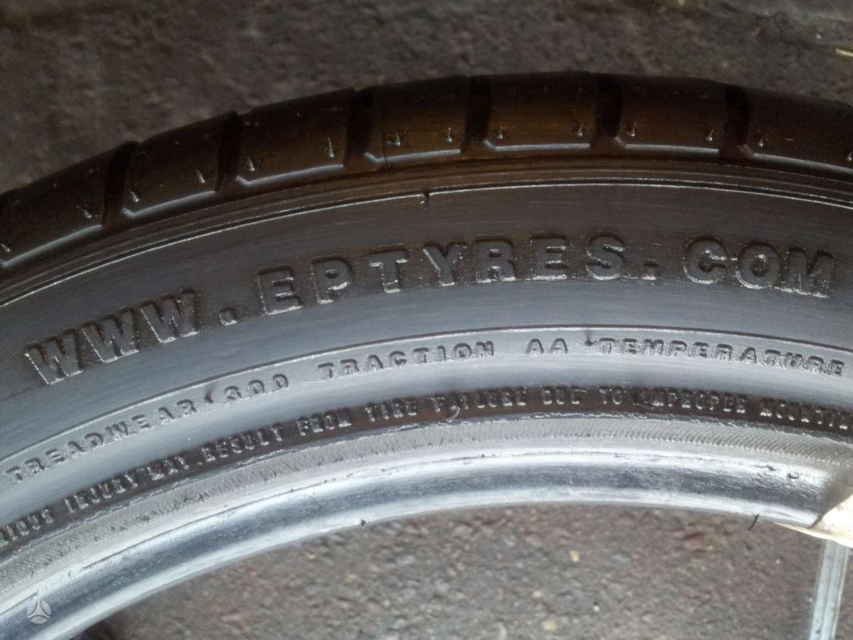 Accelera Accelera apie 8mm, летние 245/45 R18