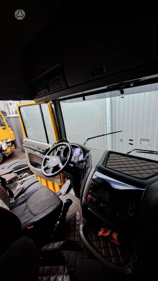 DAF FT XF105, sunkvežimiai